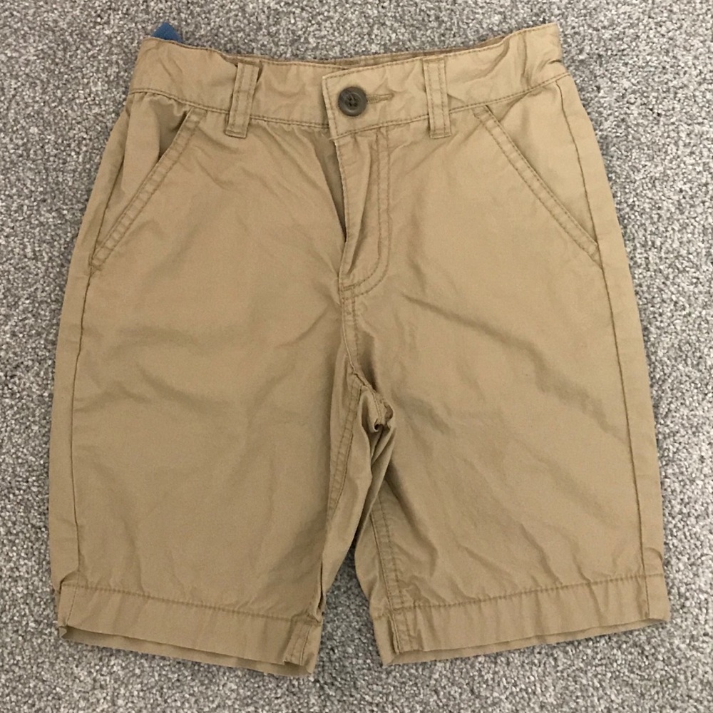 Khaki shorts